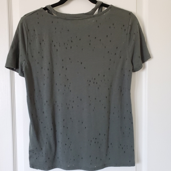 🍍LA VIE 89 Olive Green distressed t-shirt sz. M - Picture 3 of 3